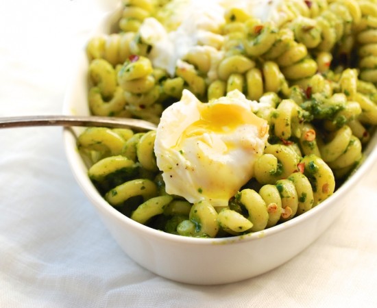 arugula pesto pasta header 4