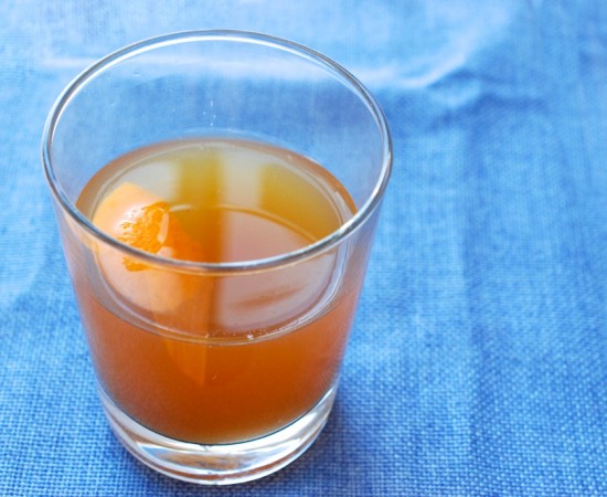 pear-vanilla bourbon cocktail header
