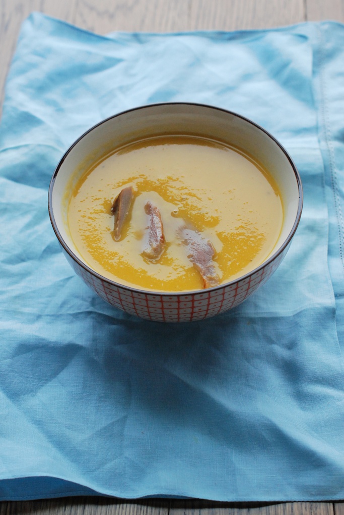 butternut squash soup, vertical