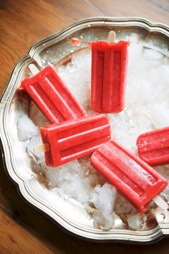 Strawberry-Negroni Popsicles | The Roaming Kitchen